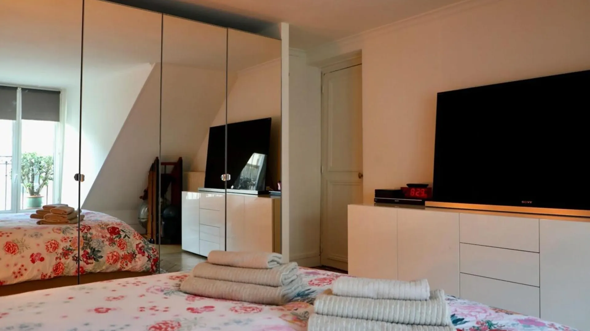 Appartement 74M2 In The Center Of Παρίσι Διαμέρισμα
